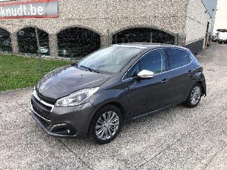 Auto incidentate Peugeot 208 1.2 2019/1