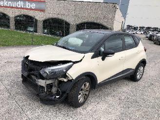 Renault Captur 0.9 TURBO picture 3