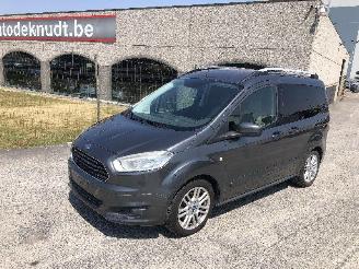 Auto incidentate Ford Transit Connect 1.0 T   TITANIUM 2016/9