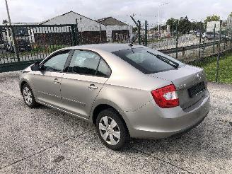 Voiture accidenté Skoda Rapid 1.2 TSI 2016/12