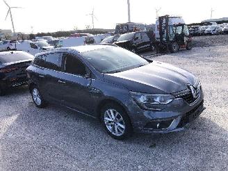 Avarii autoturisme Renault Mégane Grandtour 1.2 T 2017/8