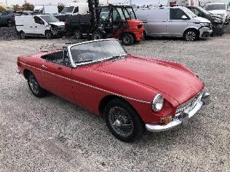 Voiture accidenté MG Midget CABRIO 1964/9