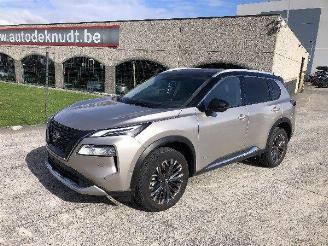 Damaged car Nissan X-Trail 1.5   e POWER 2025/10