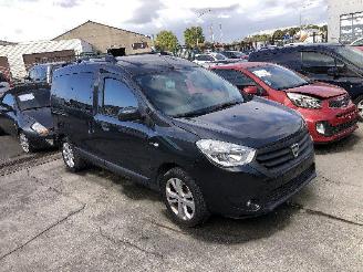 damaged passenger cars Dacia Dokker 1.2 TCE 2015/8