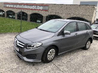 Damaged car Mercedes B-klasse A 180 2018/6