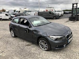 BMW 1-serie 2.0 D picture 2