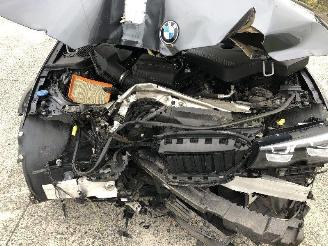 BMW 3-serie 318 i a picture 21
