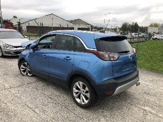 damaged passenger cars Opel Crossland 1.2 2019/11