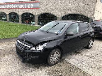 Peugeot 308 1.2 picture 4