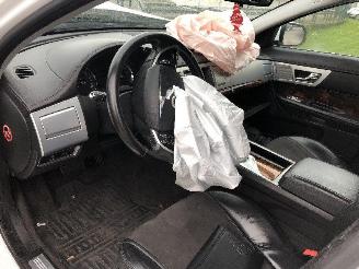 Jaguar XF 2.2 D AUTOMATIQUE picture 5