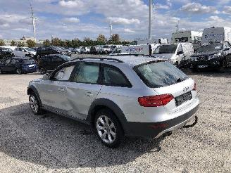 uszkodzony samochody osobowe Audi A4 2.0 TDI ALLROAD 2010/10