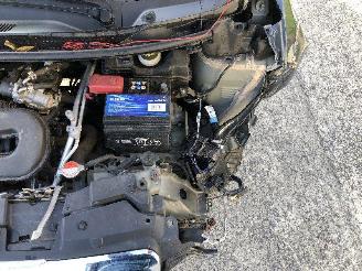 Peugeot 108 CABRIO   1.0 picture 15