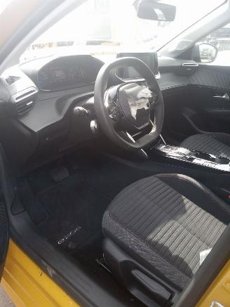 Peugeot e-208 Peugeot e-208 EV Active 50 kWh zie video !! picture 9