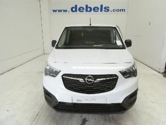 Vaurioauto  passenger cars Opel Combo E CARGO 2023/5