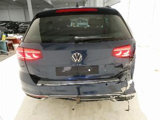 Volkswagen Passat GTE picture 6
