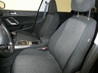 Peugeot 308 II SW STYLE picture 17