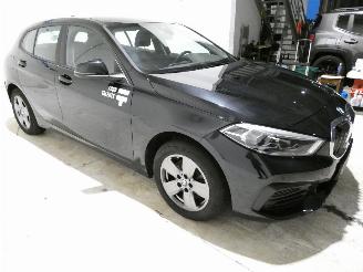 BMW 1-serie 1.5D D picture 9