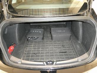 Tesla Model 3  picture 14