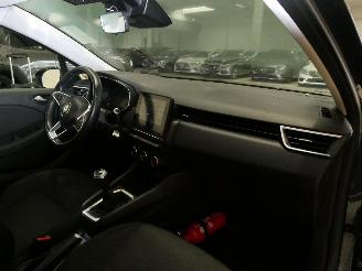 Renault Clio V picture 9