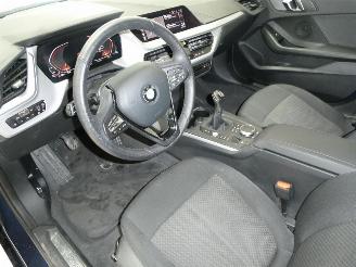 BMW 1-serie 1.5D  D picture 17