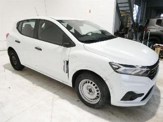 Dacia Sandero III ESSENTIA picture 13