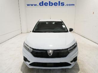 Damaged car Dacia Sandero III ESSENTIA 2021/11