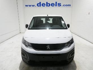 Damaged car Peugeot Rifter 1.5D ACCESS 2020/11