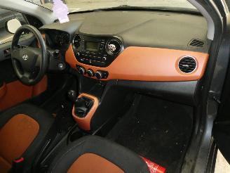 Hyundai I-10 I 10 AIR picture 14