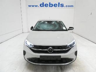 Voiture accidenté Volkswagen Taigo 1.0 TSI 2024/4