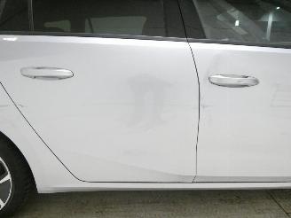 Opel Astra TOURER picture 9