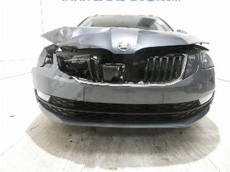 Skoda Octavia AMBITION picture 3