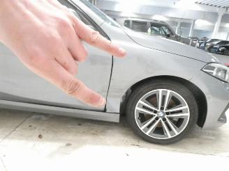 BMW 1-serie 1.5I picture 16