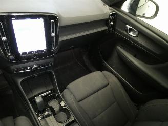 Volvo XC40  picture 13