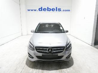 uszkodzony samochody osobowe Mercedes B-klasse 1.5D 180 CDI/B 2017/11