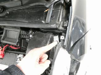 Renault Clio IV GRANDTOUR picture 12