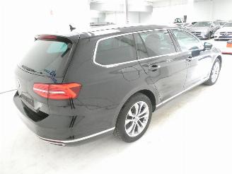 Volkswagen Passat GTE picture 8