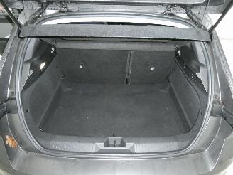 Opel Astra 1.2 EDITION picture 20