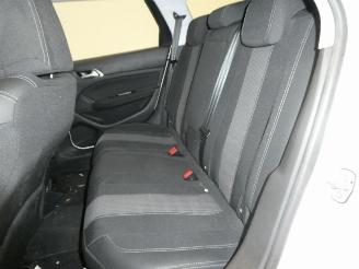 Peugeot 308 1.5D ALLURE PAC picture 28
