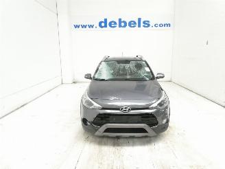 uszkodzony samochody osobowe Hyundai I-20 1.4D ACTIVE 2017/9