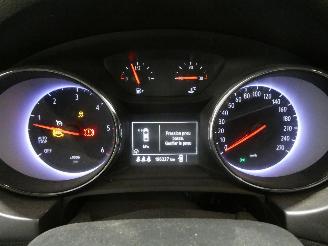 Opel Astra 1.6D  EDITION picture 22