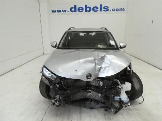 Coche accidentado Skoda Karoq AMBITION 2023/7