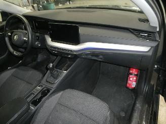 Skoda Octavia 1.0 AMBITION picture 14