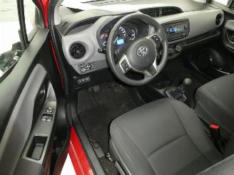 Toyota Yaris 1.0 picture 17