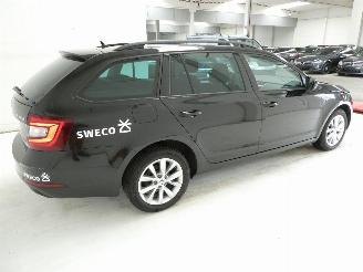 Skoda Octavia 1.0 picture 11
