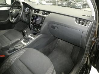 Skoda Octavia 1.0 picture 13