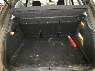 Citroën C4-picasso 1.2 FEEL picture 17