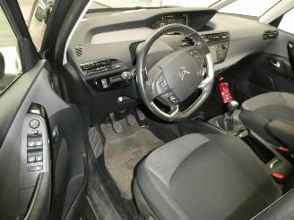 Citroën C4-picasso 1.2 FEEL picture 14