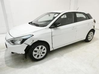 Hyundai I-20 1.3 picture 3