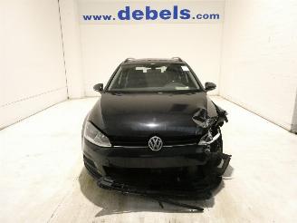 Schadeauto Volkswagen Golf 1.6 D VARIANT 2015/4