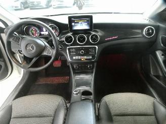 Mercedes Cla-klasse 200 D picture 22